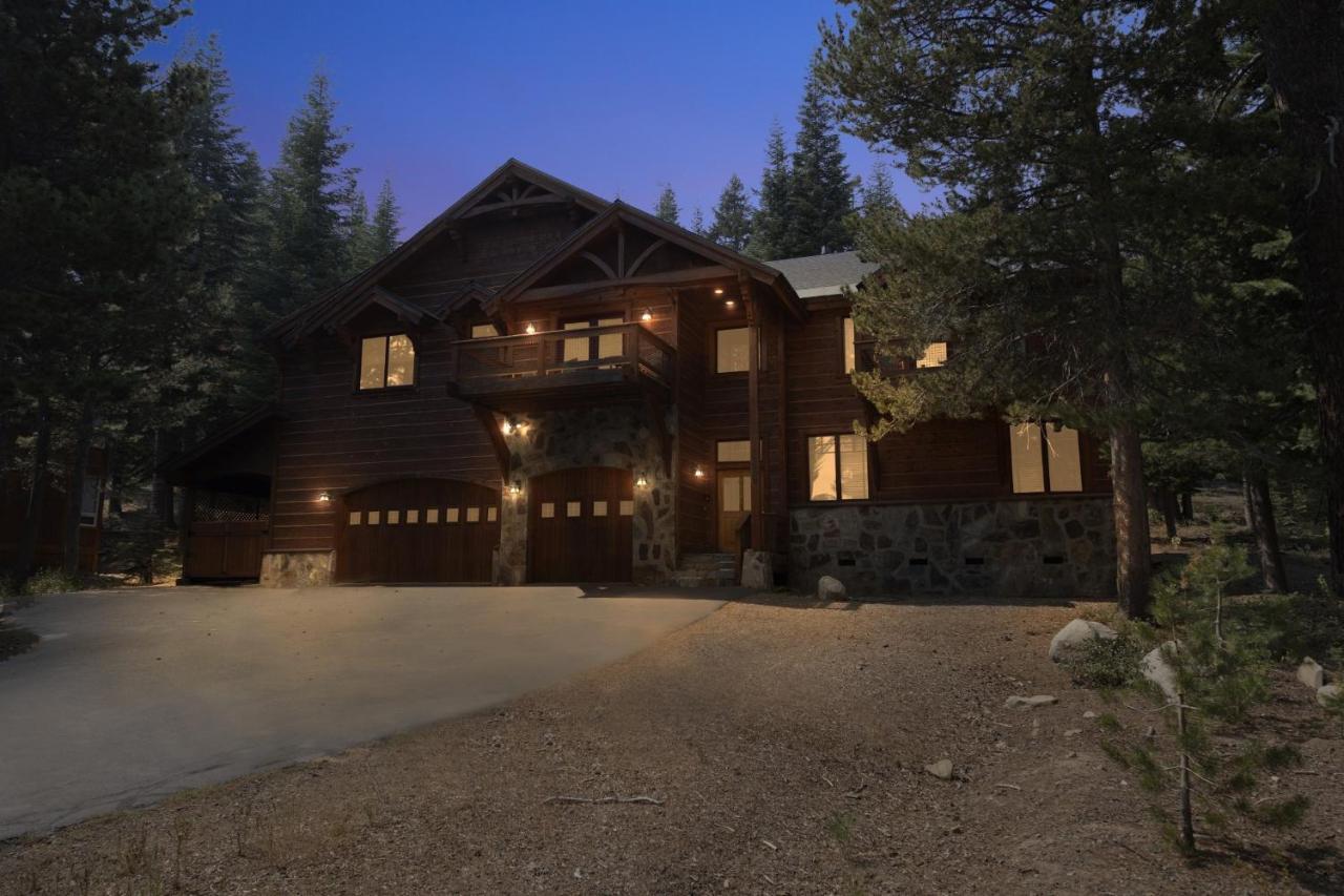 Bear Meadows Lodge - Hot Tub - Tahoe Donner Home Truckee Extérieur photo