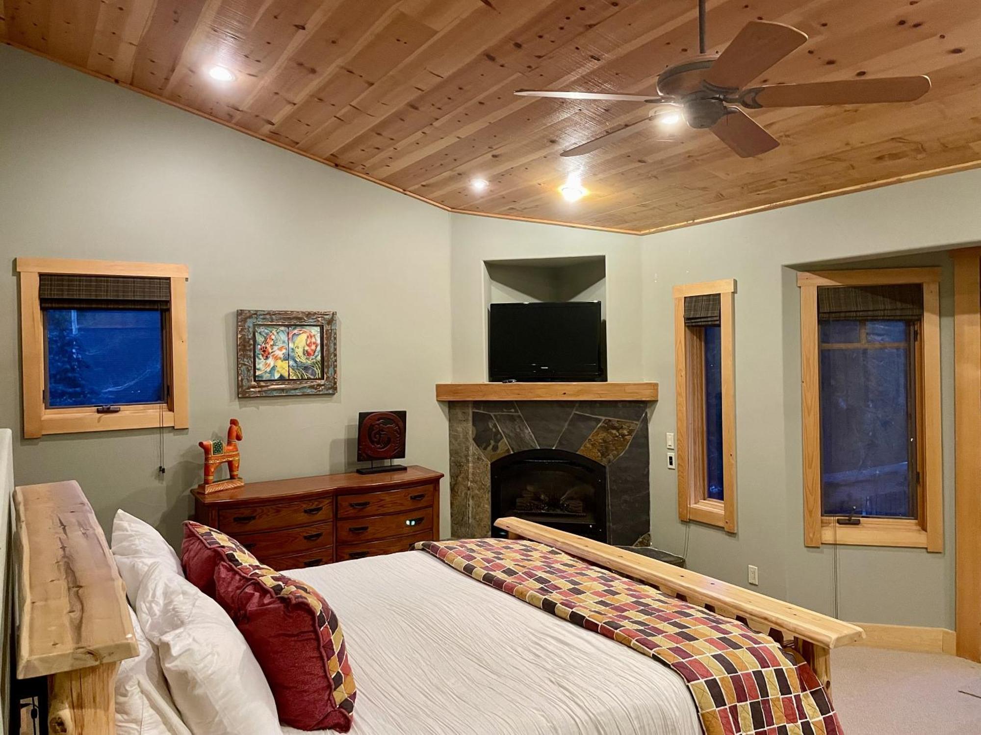 Bear Meadows Lodge - Hot Tub - Tahoe Donner Home Truckee Extérieur photo