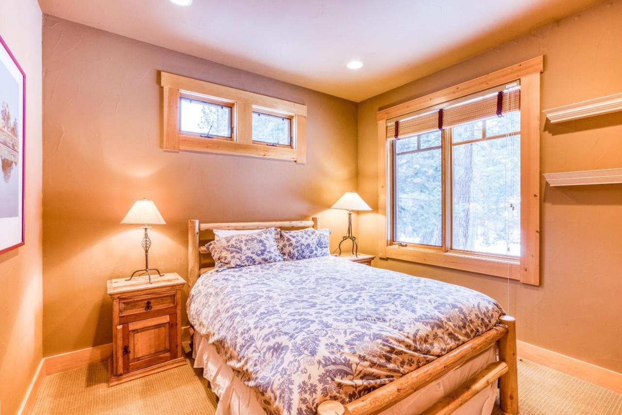 Bear Meadows Lodge - Hot Tub - Tahoe Donner Home Truckee Extérieur photo