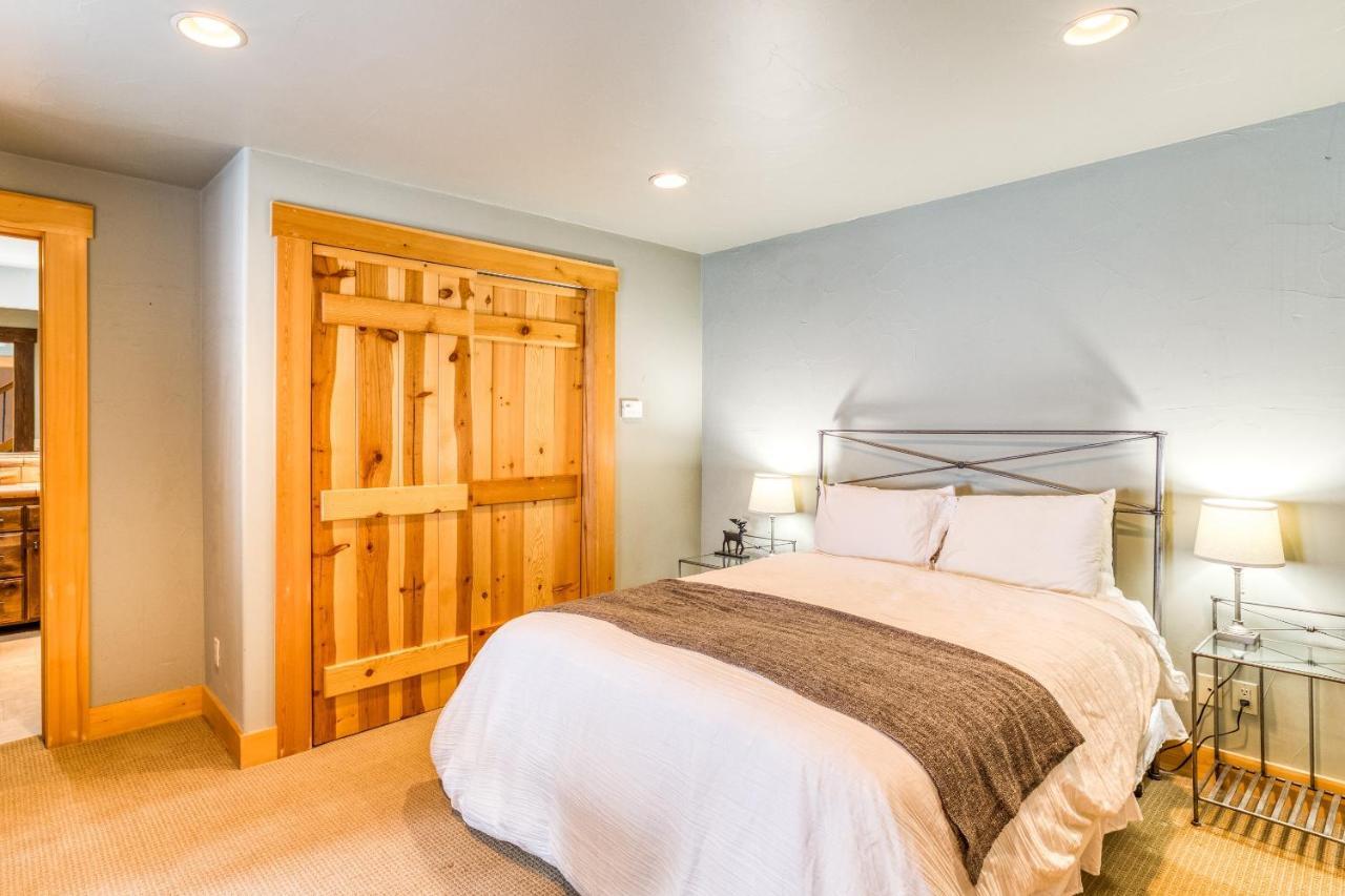 Bear Meadows Lodge - Hot Tub - Tahoe Donner Home Truckee Extérieur photo
